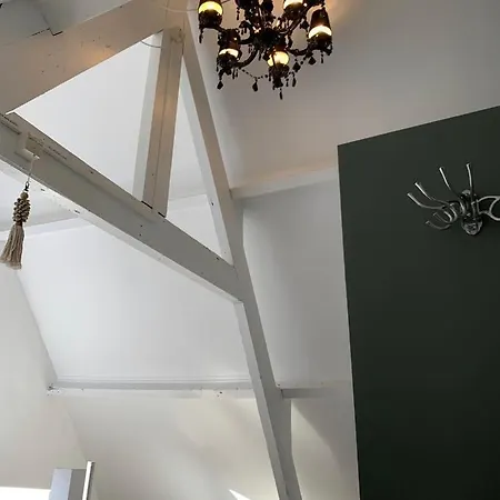 בית הארחה Tiny House Lindenhouse היימסטיידה