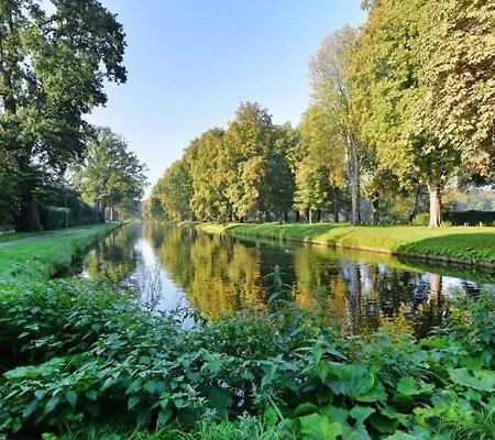 Tiny House Lindenhouse בית הארחה
