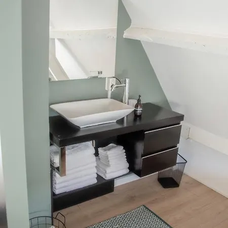 Tiny House Lindenhouse * Heemstede